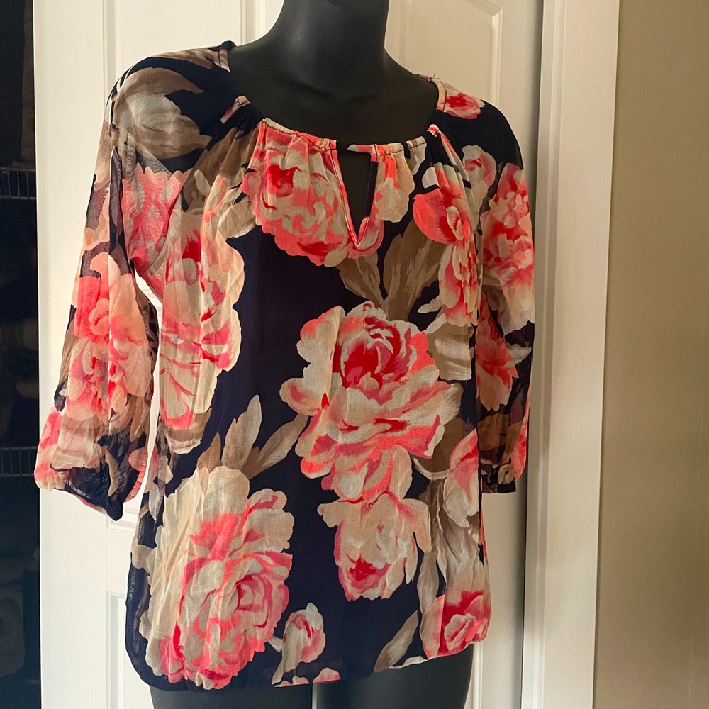💰 sheer floral blouse